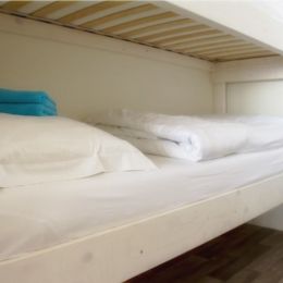 stapelbed strandhuisje Wijk aan Zee