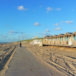 wijk aan zee strandhuisjes